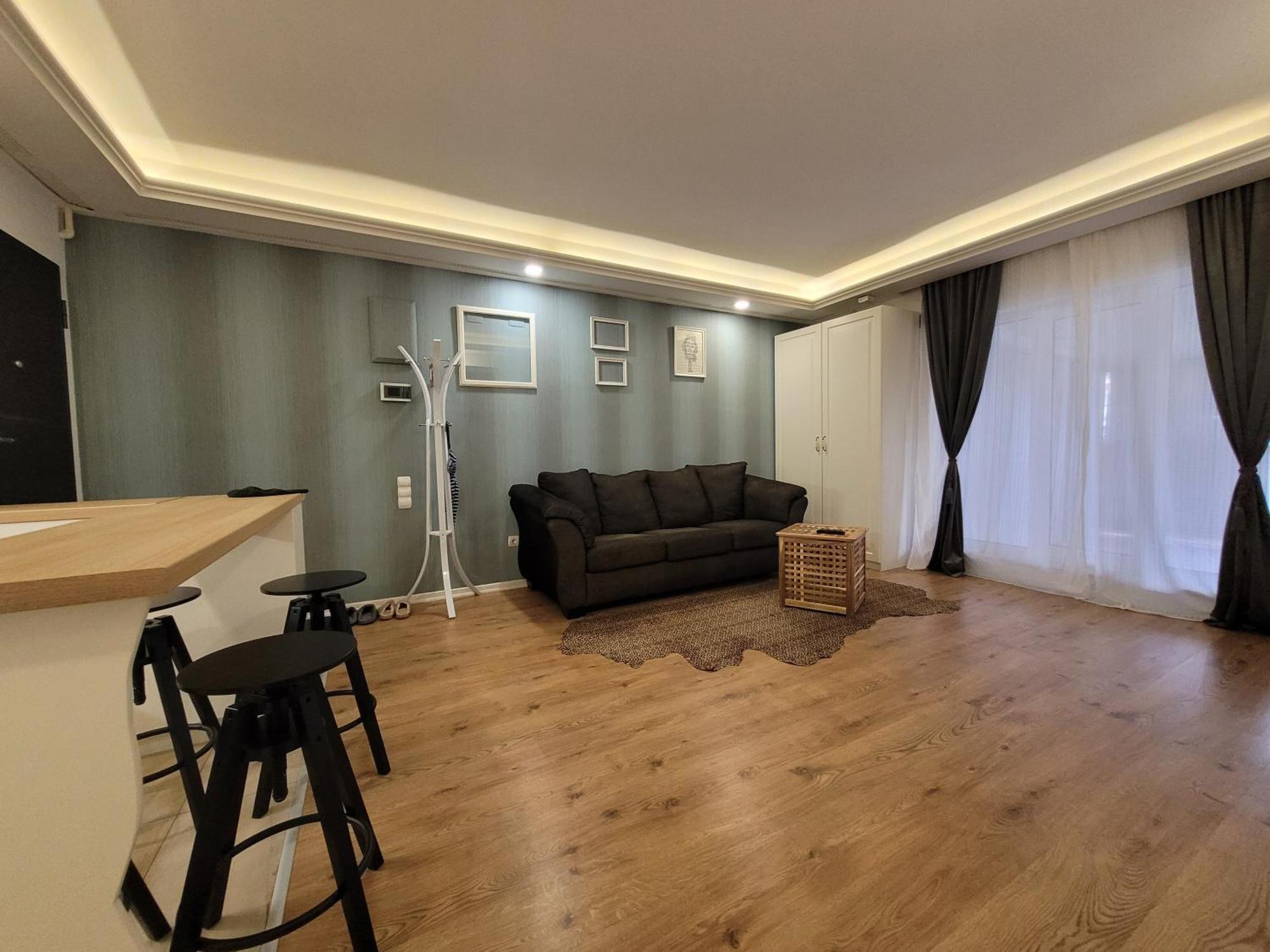 La Dolce Vita Apartment Stefanestii de Jos Luaran gambar