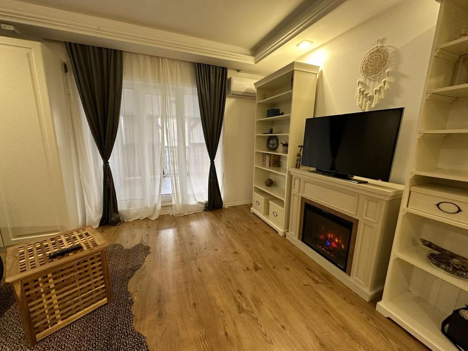 La Dolce Vita Apartment Stefanestii de Jos Luaran gambar